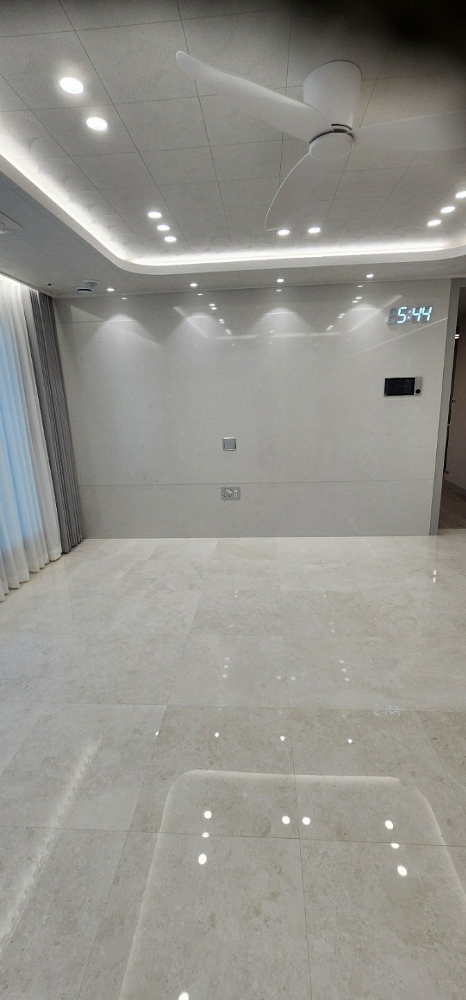 235149625_uaKn46Ts_476e819ae86d9a0ca42f64f1dca49d3d7fb64d99.jpg 이미지크게보기
